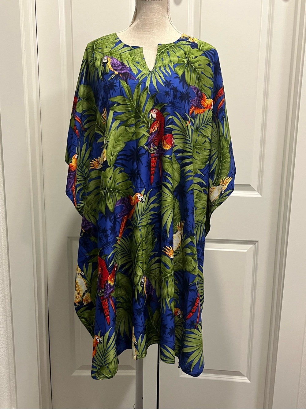 Rima Beachworld Kaftan Swim Cover Dress One Size Fits All Resort Tropical Parrot